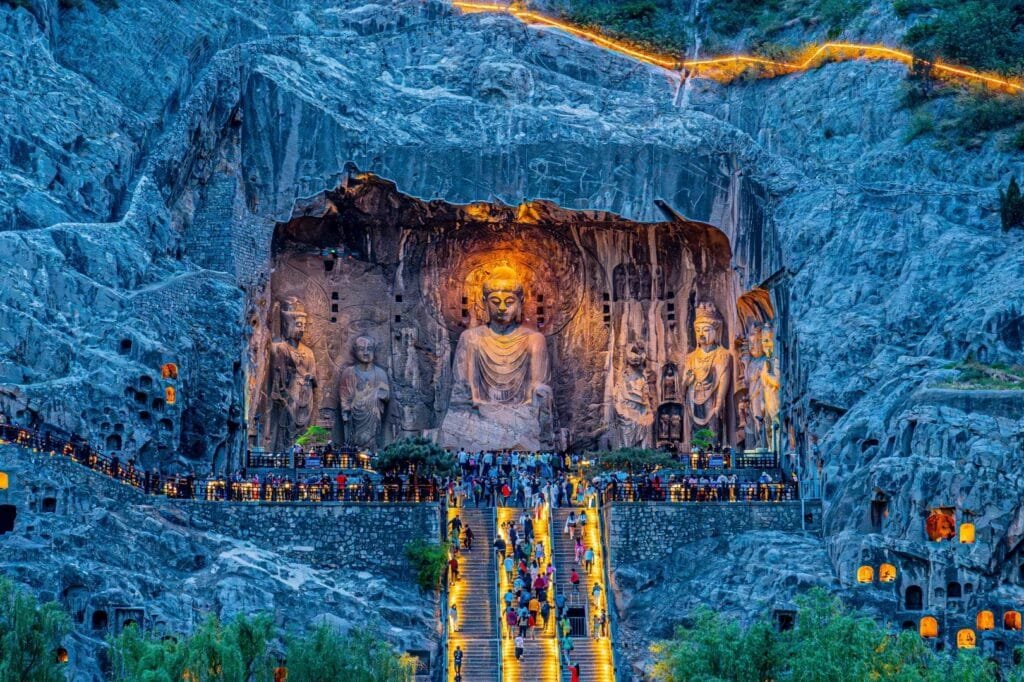 Longmen Grottoes (UNESCO World Heritage Site)